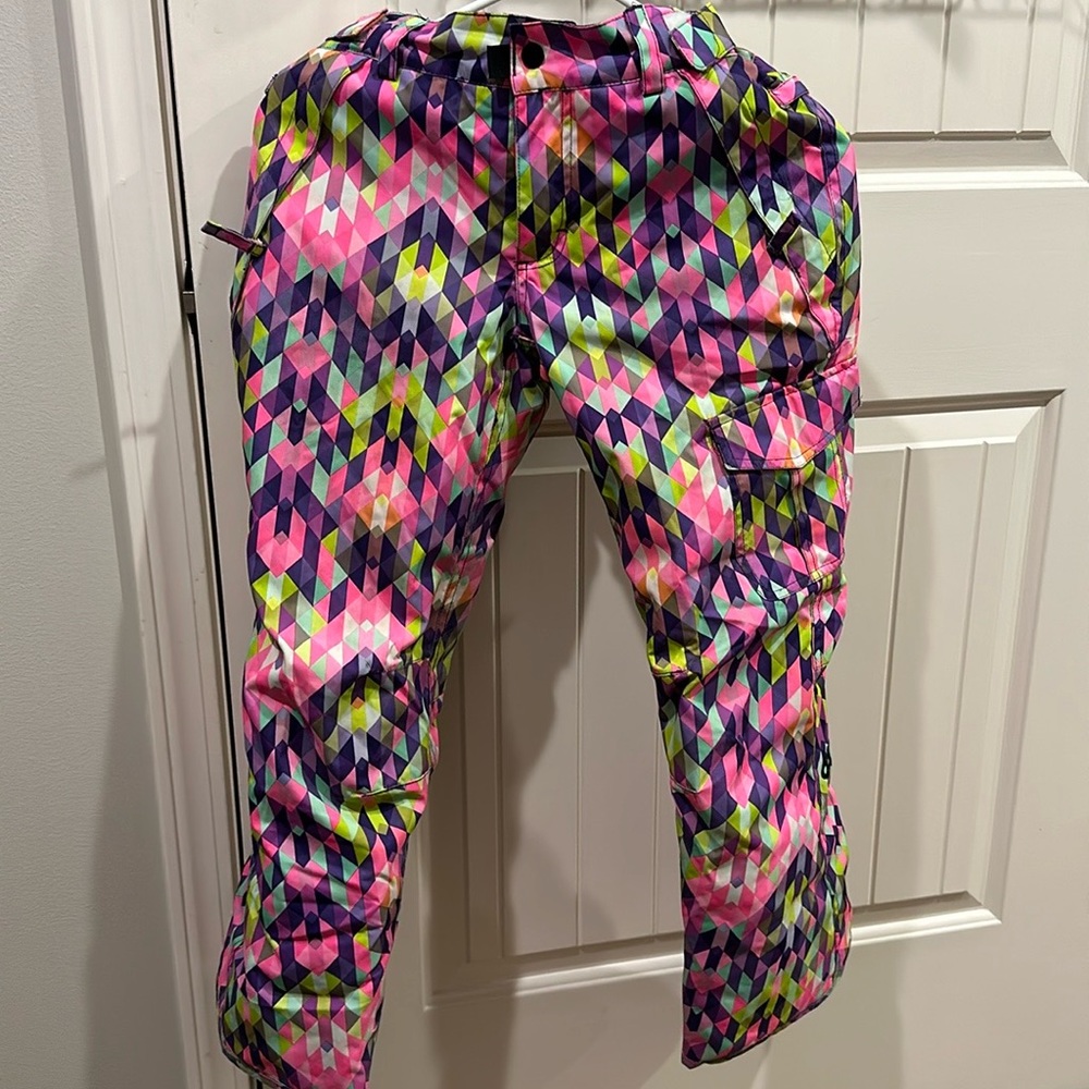 Youth size small 686 ski pants - girls